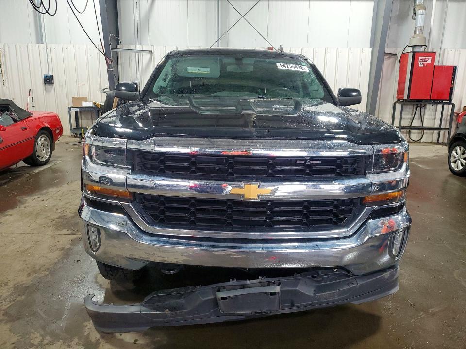 Photo 5 from auction – 2018 CHEVROLET SILVERADO with VIN 2GCVKREC5J1105209