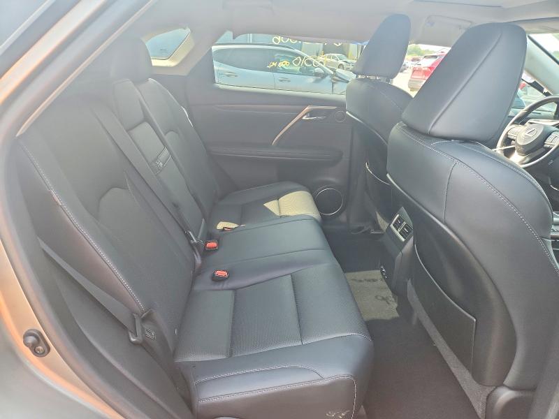 Photo 11 from auction – 2021 LEXUS RX with VIN 2T2HZMDA1MC299427