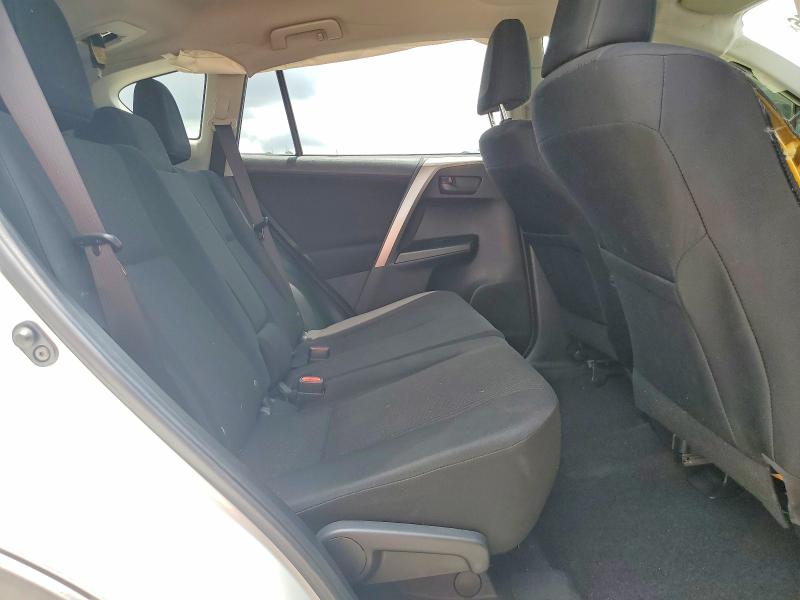 Photo 11 from auction – 2017 TOYOTA RAV4 with VIN JTMZFREV8HJ111917