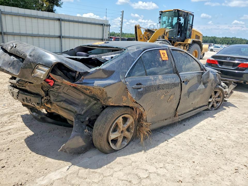 Photo 3 from auction – 2010 TOYOTA CAMRY with VIN 4T1BF3EK3AU083688