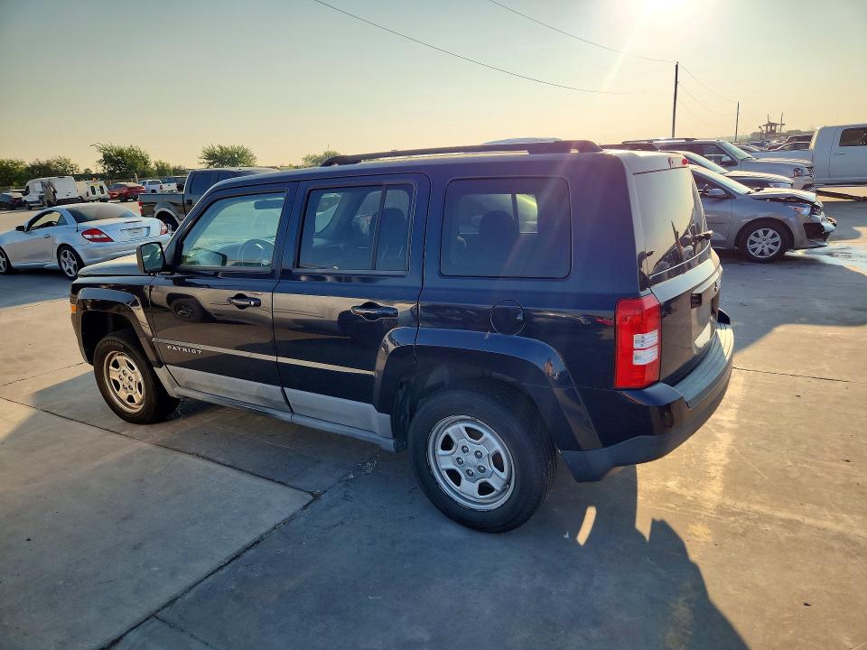 Photo 2 from auction – 2011 JEEP PATRIOT with VIN 1J4NT1GB7BD142328