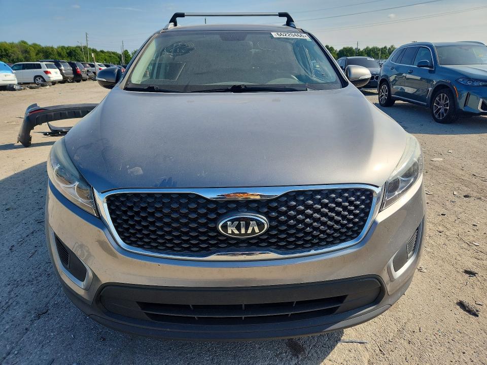 Photo 5 from auction – 2018 KIA SORENTO with VIN 5XYPG4A31JG417360