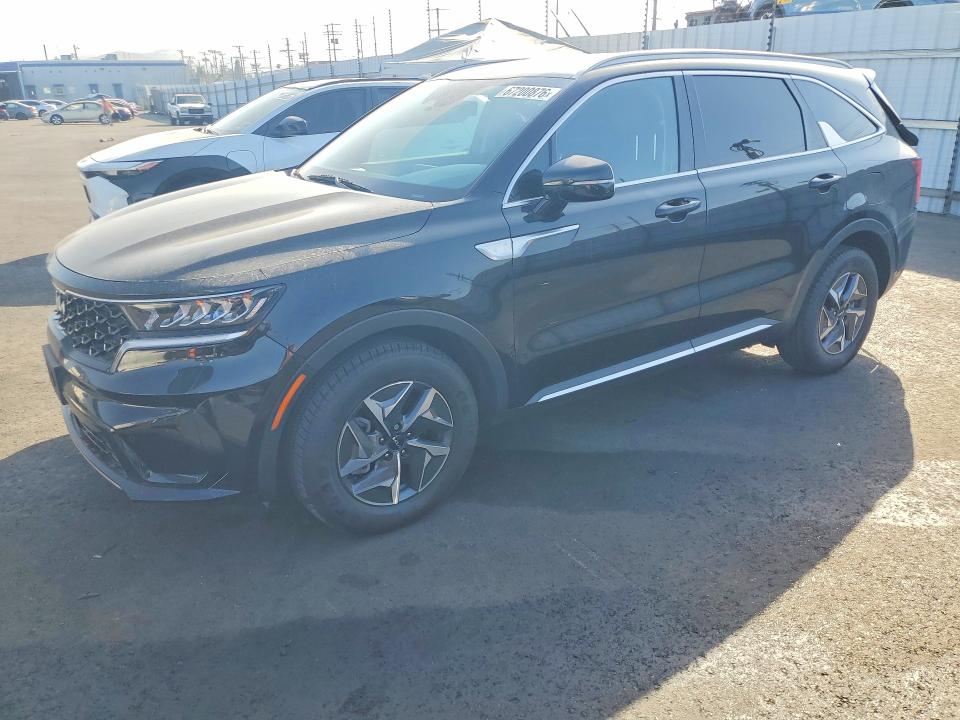 KIA SORENTO 2023 with VIN KNDRH4LG3P5178742 - Photo from auction