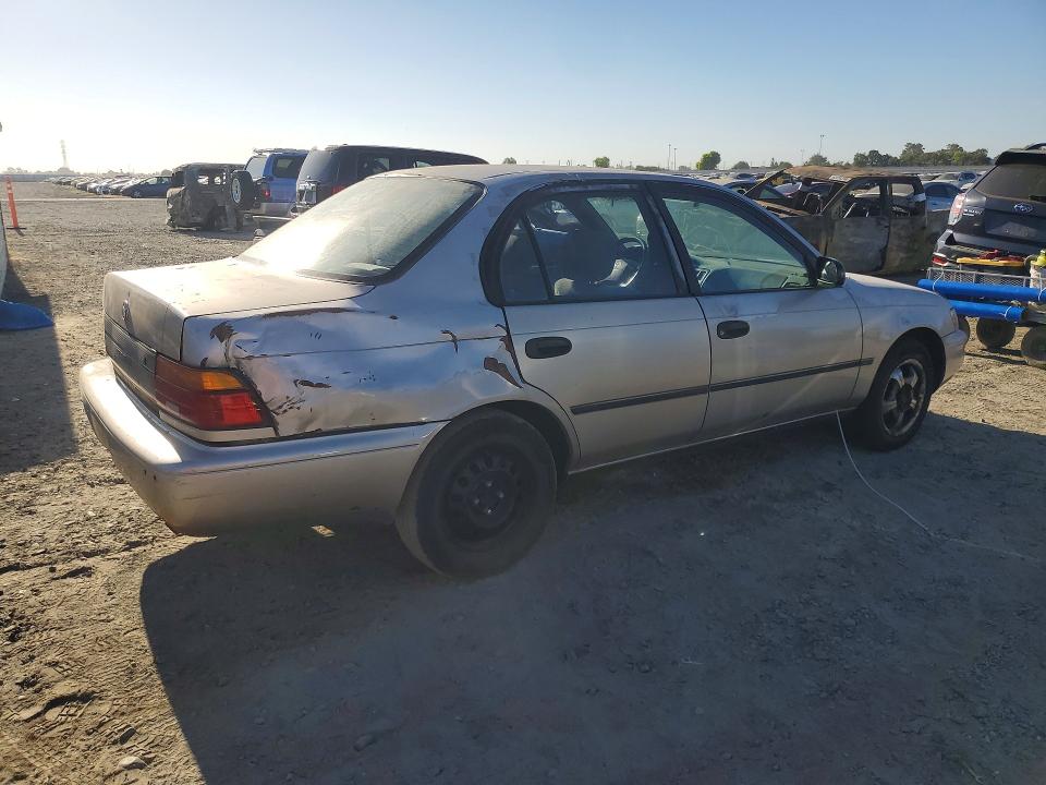 Zdjęcie 3 z aukcji – 1995 TOYOTA COROLLA z VIN 1NXAE09B2SZ351882