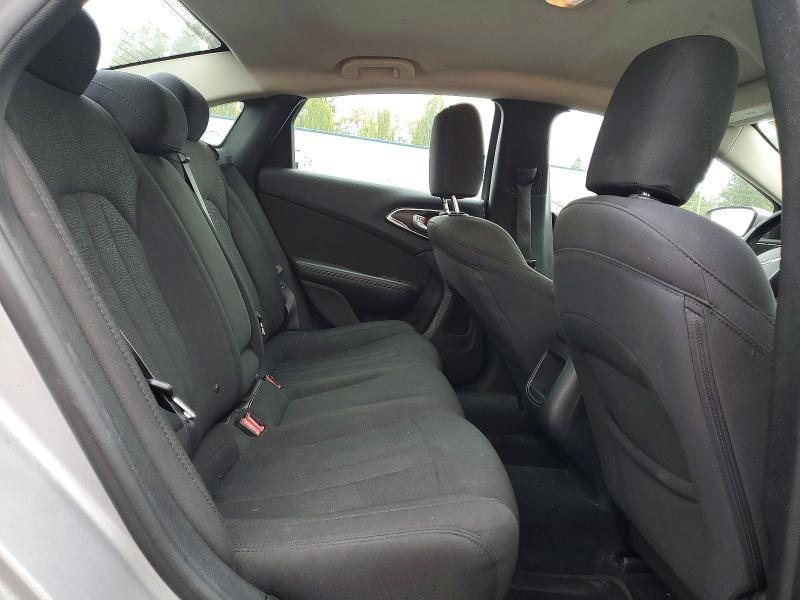 Photo 10 from auction – 2016 CHRYSLER 200 with VIN 1C3CCCAB2GN106912