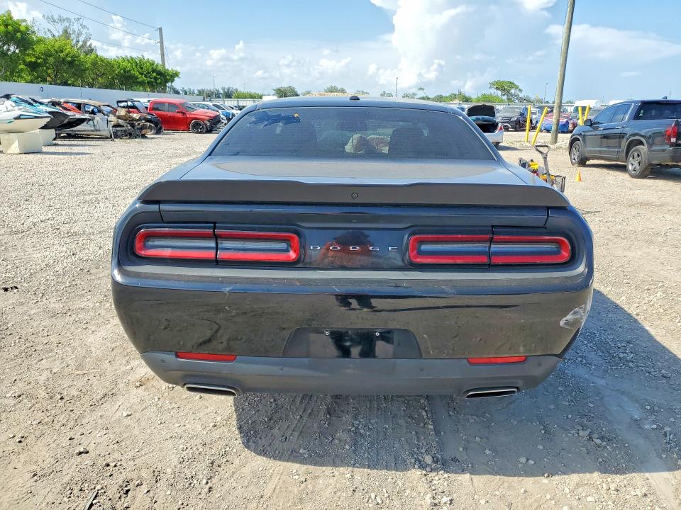 Photo 6 from auction – 2023 DODGE CHALLENGER with VIN 2C3CDZJG6PH507125