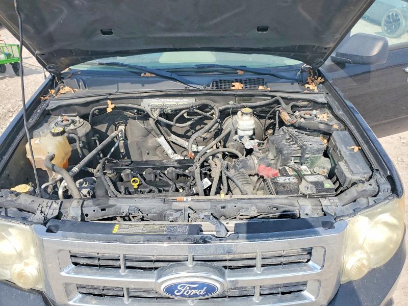 Photo 12 from auction – 2011 FORD ESCAPE with VIN 1FMCU0D75BKA61842