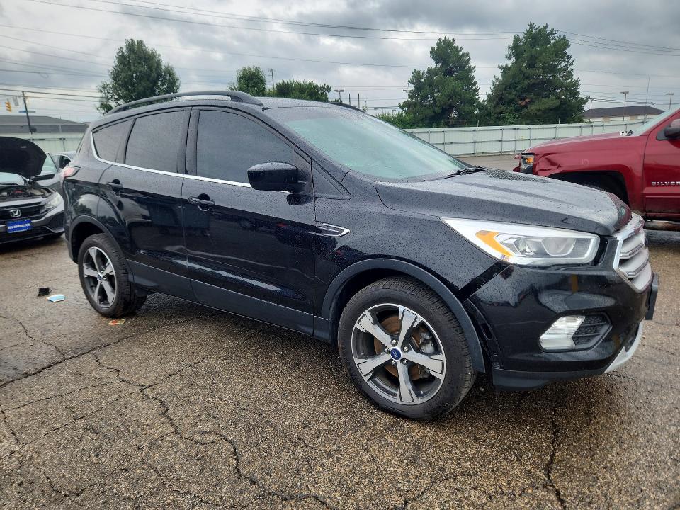 Zdjęcie 4 z aukcji – 2018 FORD ESCAPE z VIN 1FMCU9HD5JUB51080