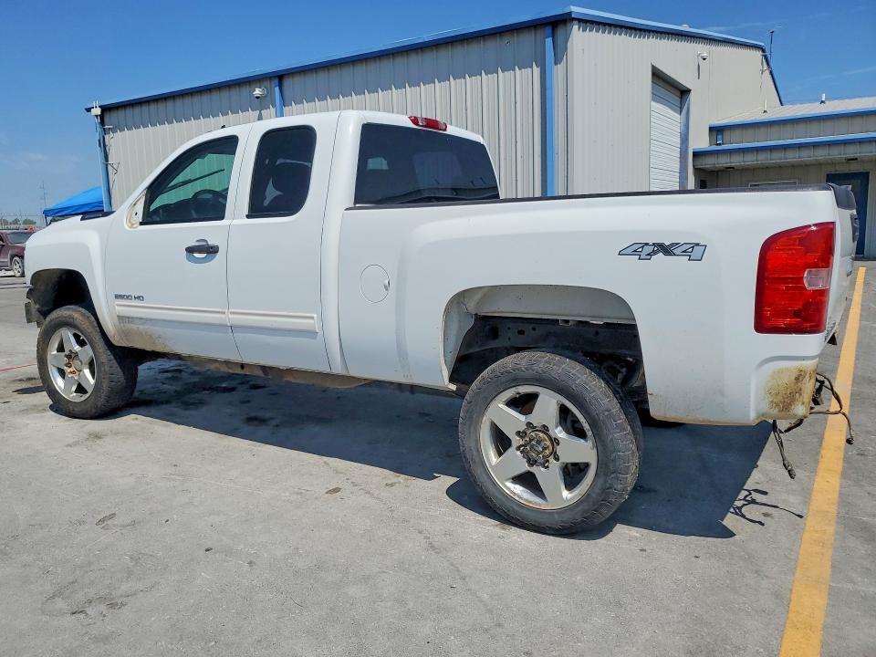 Photo 2 from auction – 2011 CHEVROLET SILVERADO with VIN 1GC2KXCG8BZ274243