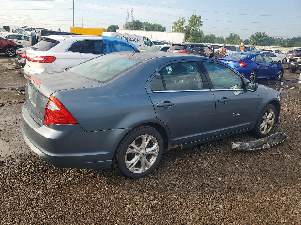 Photo 3 from auction – 2012 FORD FUSION with VIN 3FAHP0HG8CR224093