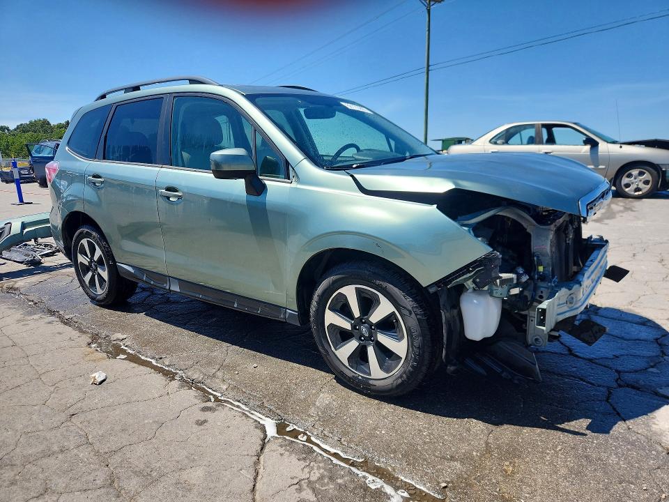 Photo 4 from auction – 2017 SUBARU FORESTER with VIN JF2SJAEC8HH534330
