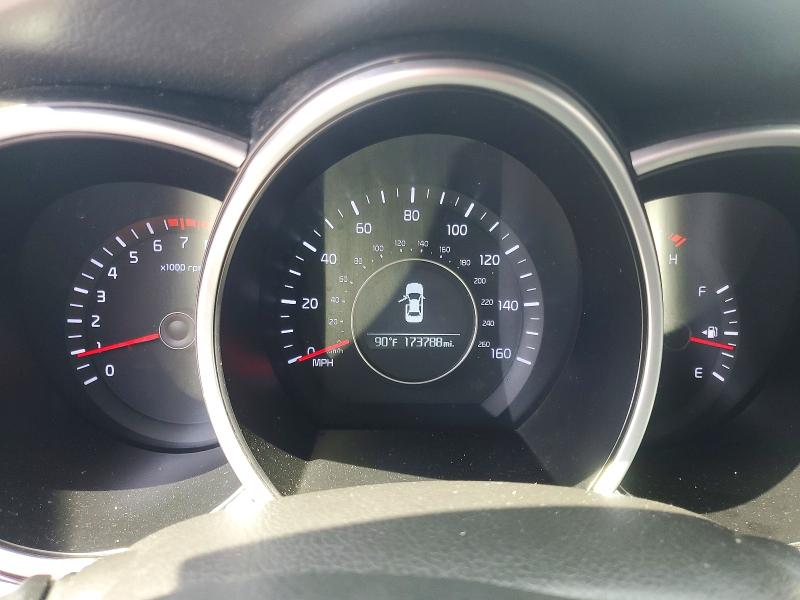 Photo 9 from auction – 2015 KIA OPTIMA with VIN KNAGM4A76F5552116