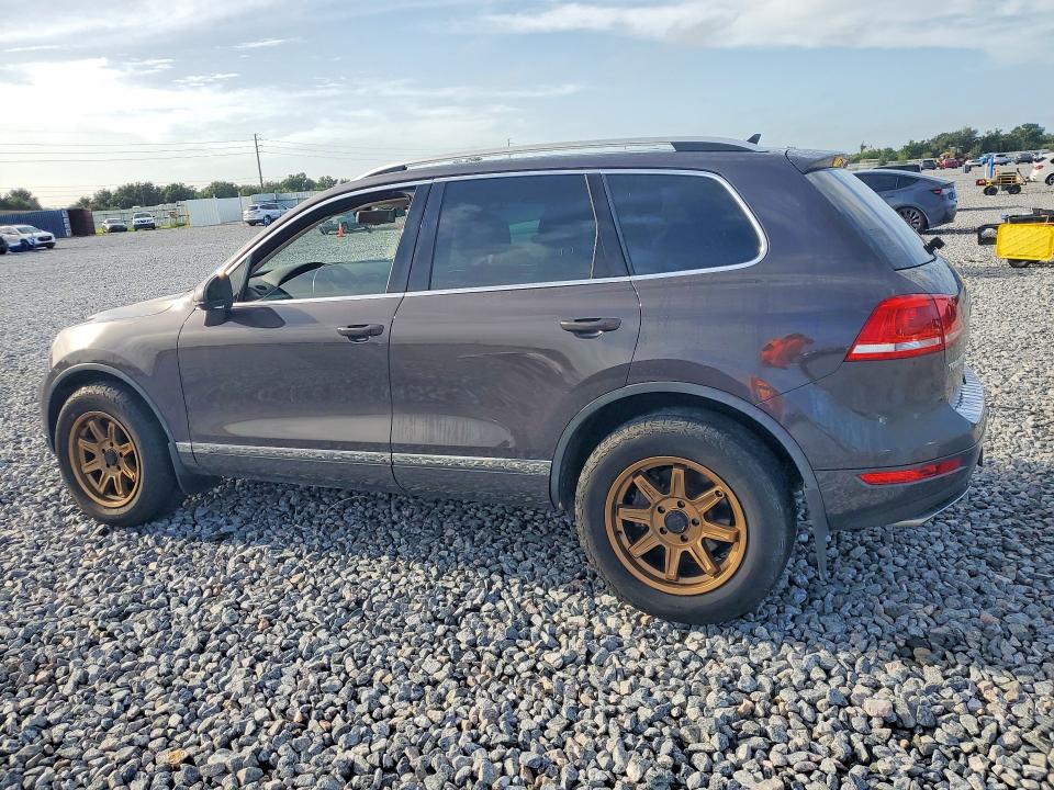 Photo 2 from auction – 2012 VOLKSWAGEN TOUAREG with VIN WVGFK9BP0CD005534