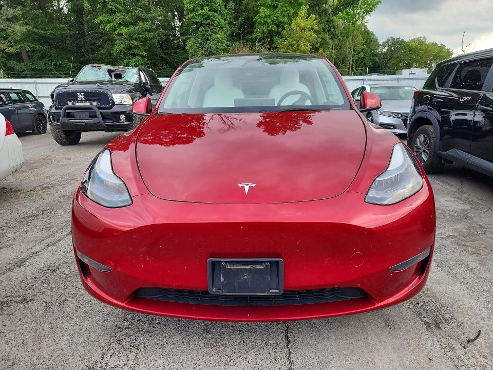 Zdjęcie 5 z aukcji – 2025 TESLA MODEL Y z VIN 7SAYGDEE3SF257106