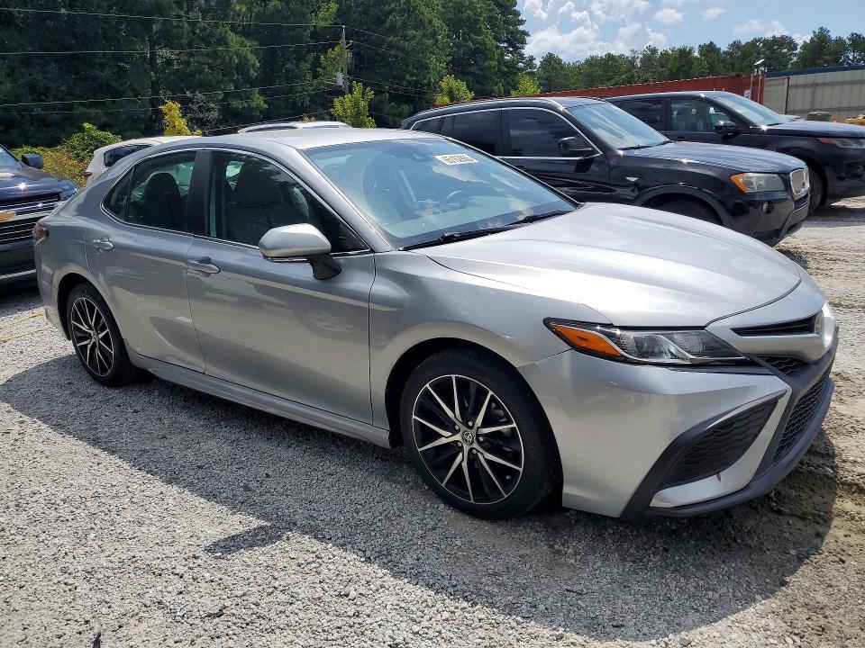Photo 4 from auction – 2023 TOYOTA CAMRY with VIN 4T1G11AK8PU727886