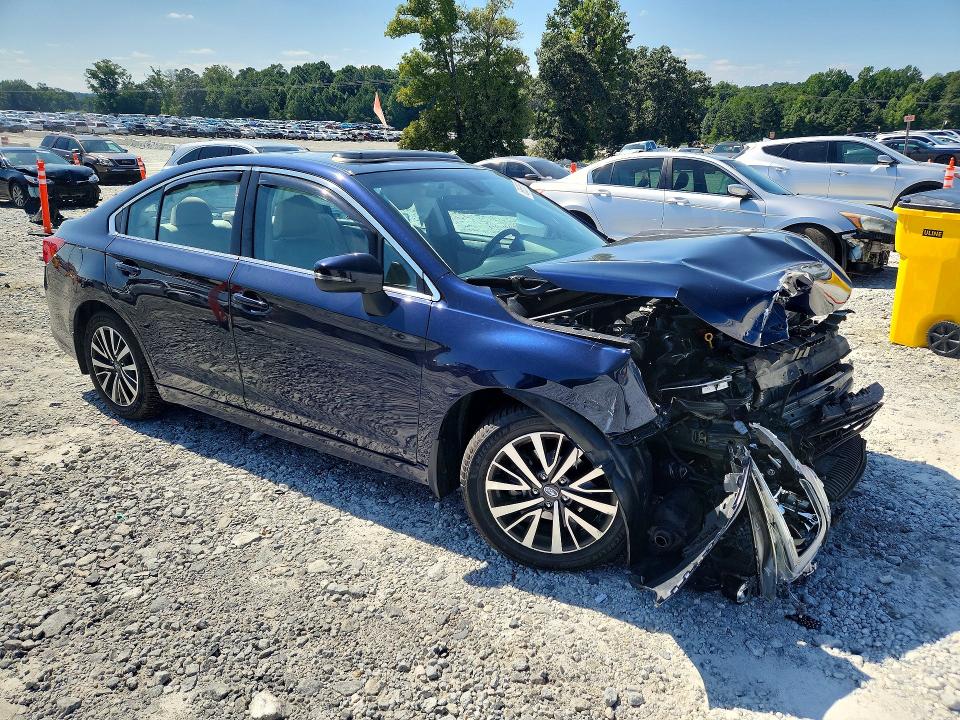 Foto 4 de la subasta – 2018 SUBARU LEGACY con VIN 4S3BNAH64J3031146