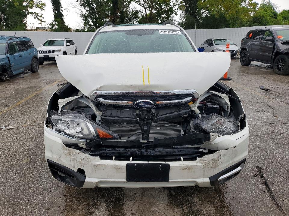 Photo 5 from auction – 2018 SUBARU FORESTER with VIN JF2SJALC5JH455299