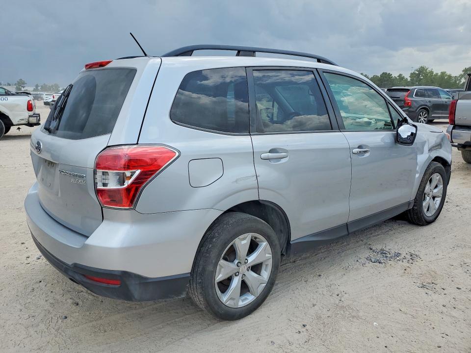 Photo 3 from auction – 2015 SUBARU FORESTER with VIN JF2SJADC0FH536782
