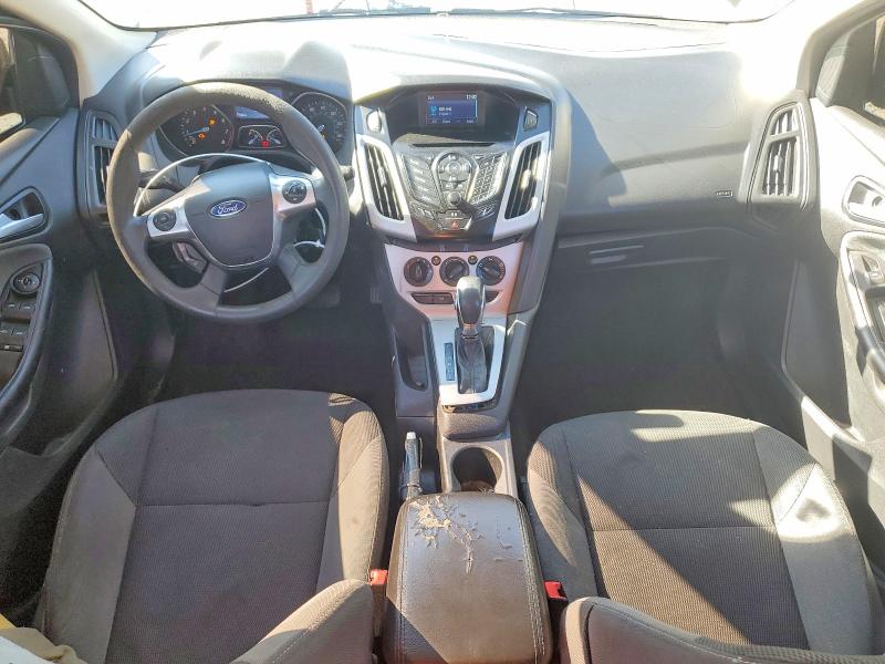 Photo 8 from auction – 2014 FORD FOCUS with VIN 1FADP3K2XEL392820