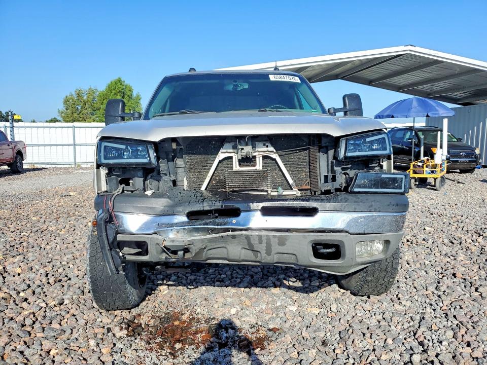 Photo 5 from auction – 2004 CHEVROLET SILVERADO with VIN 2GCEK19T341169166