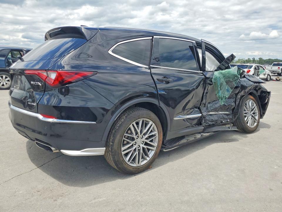 Photo 3 from auction – 2023 ACURA MDX with VIN 5J8YE1H89PL036493