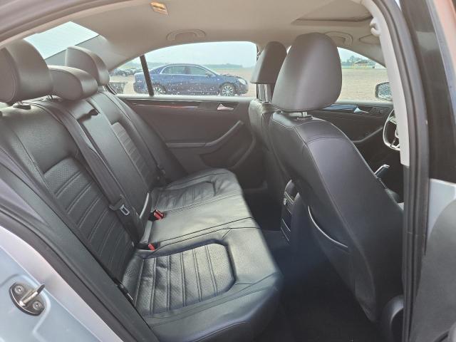 Photo 10 from auction – 2015 VOLKSWAGEN JETTA with VIN 3VWL07AJXFM247901