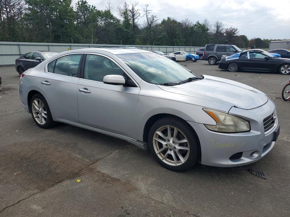 Photo 4 from auction – 2010 NISSAN MAXIMA with VIN 1N4AA5AP2AC837722