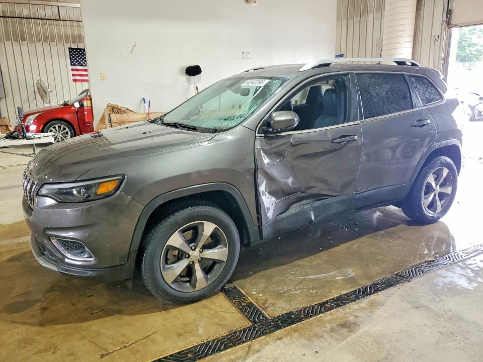 JEEP CHEROKEE 2019 with VIN 1C4PJMDX3KD424973 - Photo from auction
