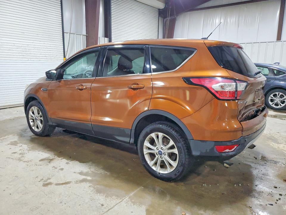 Снимка 2 от търг – 2017 FORD ESCAPE с VIN 1FMCU9GD9HUE45030