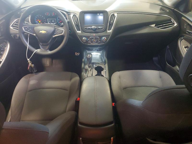 Photo 8 from auction – 2017 CHEVROLET MALIBU with VIN 1G1ZE5ST1HF267257
