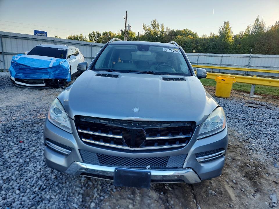 Photo 5 from auction – 2012 MERCEDES-BENZ ML with VIN 4JGDA5HB2CA016454