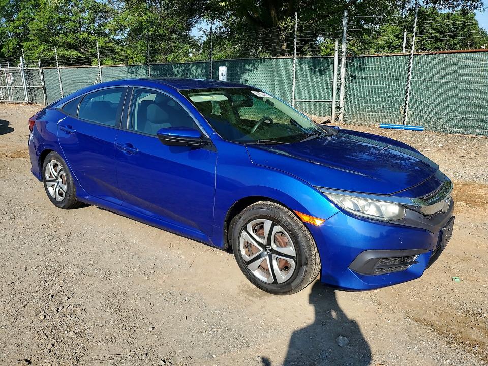 Photo 4 from auction – 2016 HONDA CIVIC with VIN 19XFC2F51GE203996