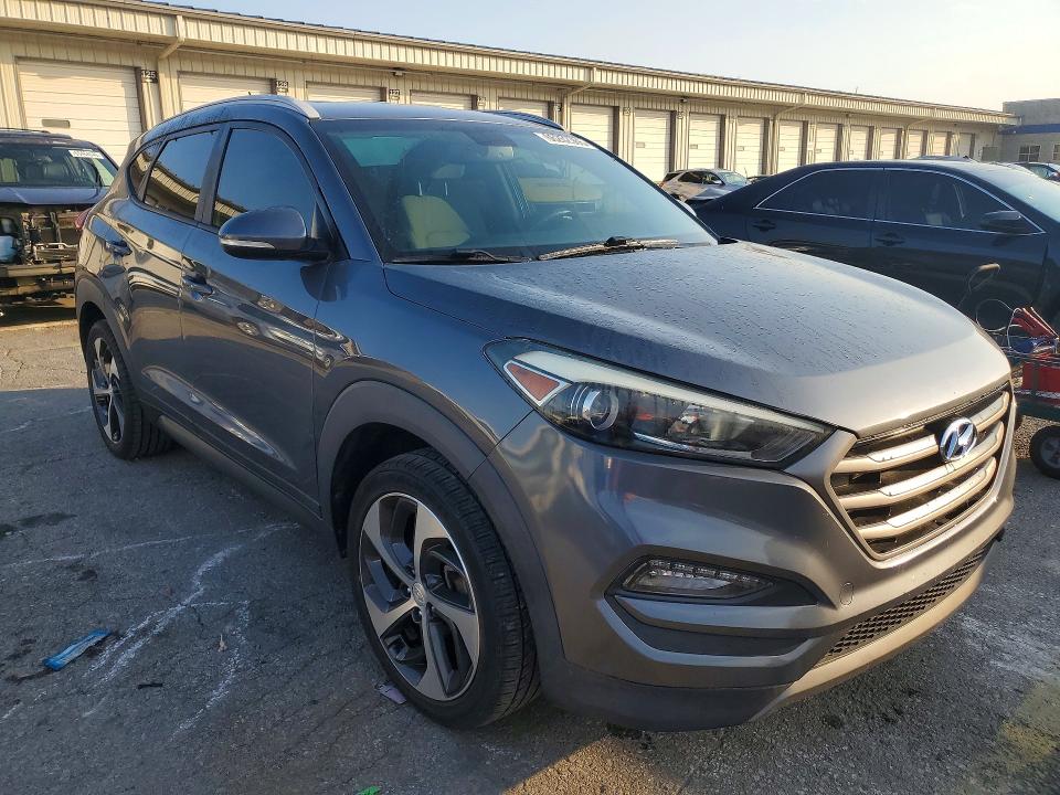 Photo 4 from auction – 2016 HYUNDAI TUCSON with VIN KM8J3CA20GU193858