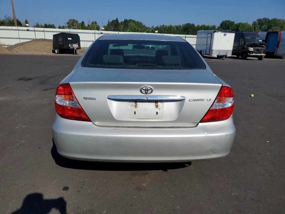 Photo 6 from auction – 2003 TOYOTA CAMRY with VIN 4T1BE32K83U768246
