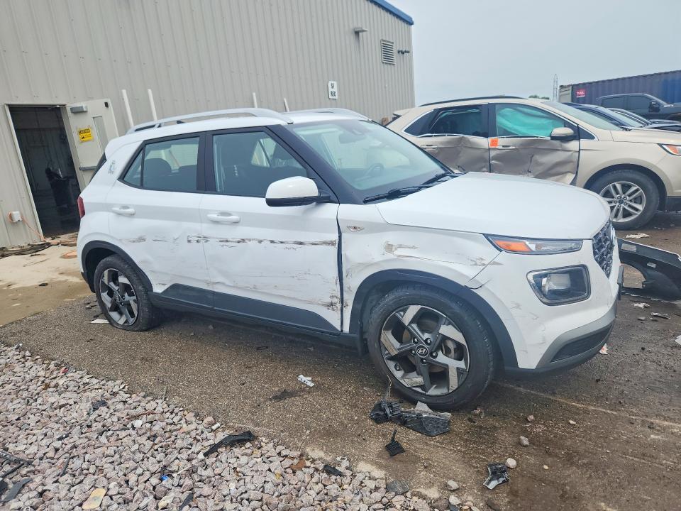 Photo 4 from auction – 2022 HYUNDAI VENUE with VIN KMHRC8A39NU163537