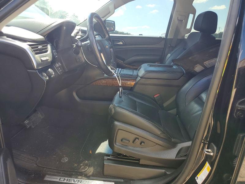 Photo 7 from auction – 2019 CHEVROLET SUBURBAN with VIN 1GNSCJKC0KR198808
