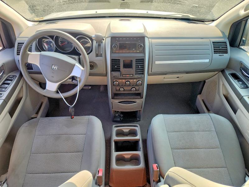 Photo 8 from auction – 2009 DODGE GRAND CARAVAN with VIN 2D8HN44EX9R628296