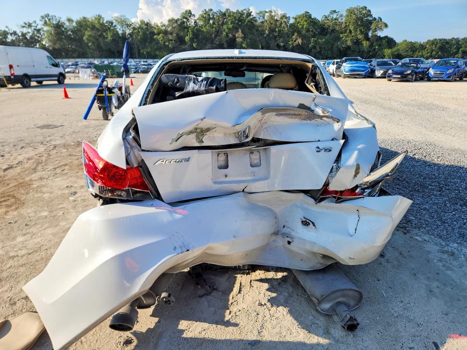 Photo 6 from auction – 2010 HONDA ACCORD with VIN 5KBCP3F88AB006866