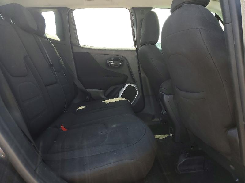 Photo 11 from auction – 2018 JEEP RENEGADE with VIN ZACCJABB0JPJ30576