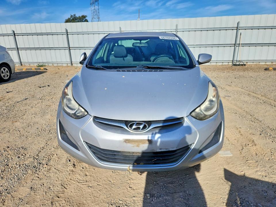 Photo 5 from auction – 2014 HYUNDAI ELANTRA with VIN KMHDH4AE0EU191524