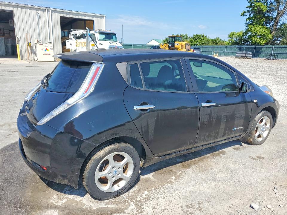 Photo 3 from auction – 2012 NISSAN LEAF with VIN JN1AZ0CP4CT016761