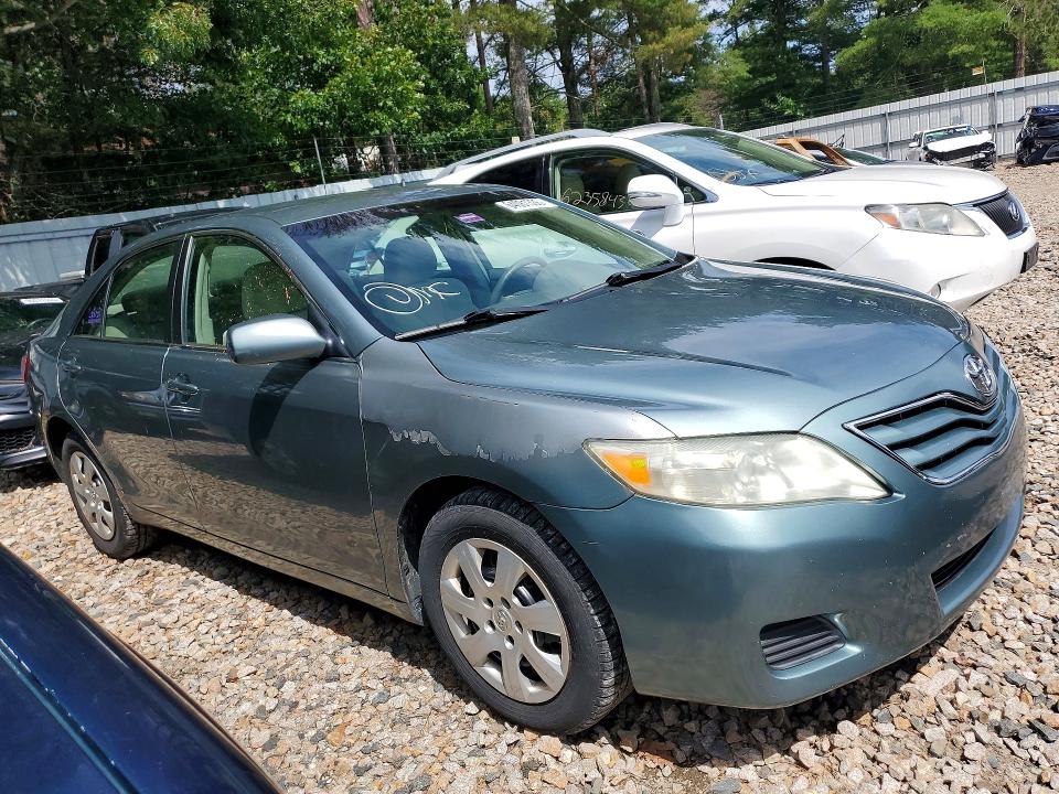 Photo 4 from auction – 2011 TOYOTA CAMRY with VIN 4T1BF3EK8BU684130