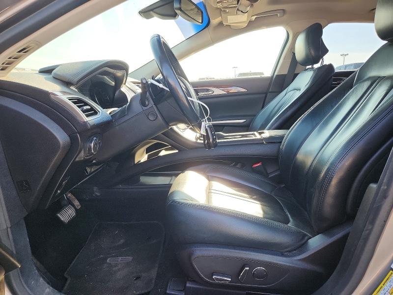 Photo 7 from auction – 2016 LINCOLN MKZ with VIN 3LN6L2GK6GR607692
