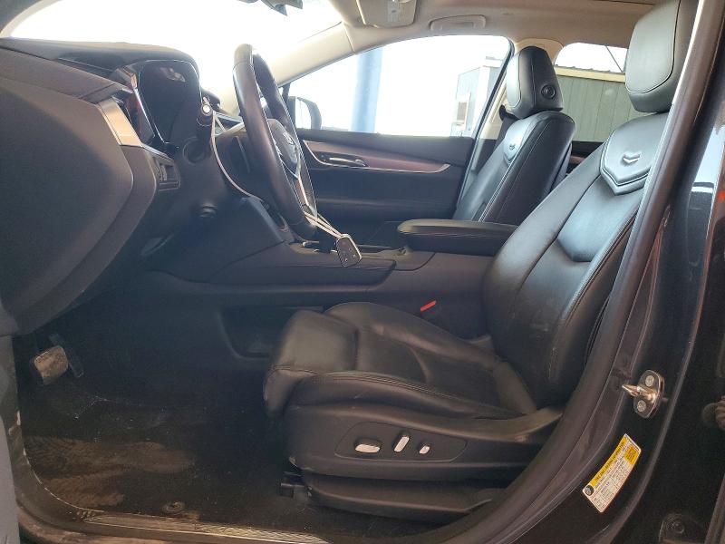 Photo 7 from auction – 2017 CADILLAC XT5 with VIN 1GYKNDRSXHZ296958