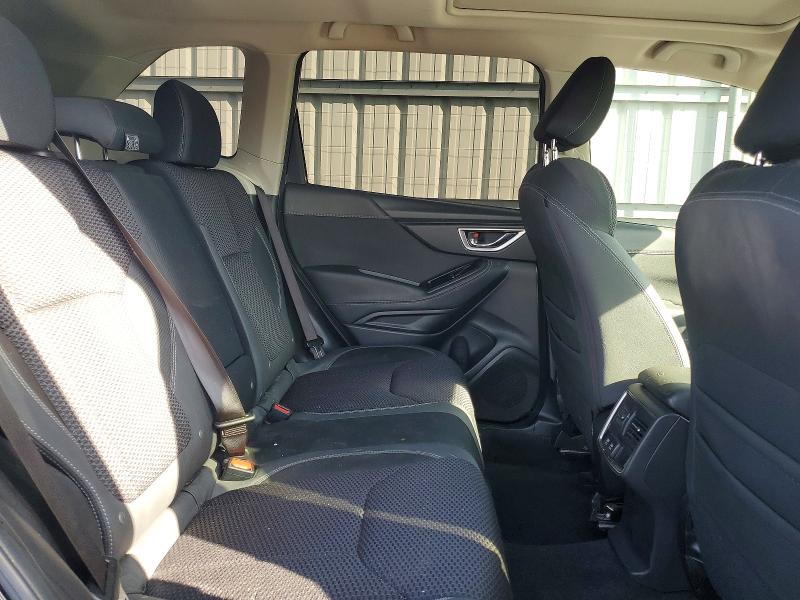 Photo 11 from auction – 2019 SUBARU FORESTER with VIN JF2SKAGC7KH422801