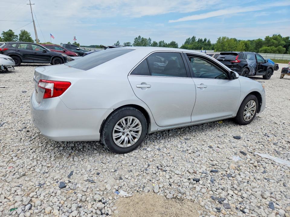 Photo 3 from auction – 2012 TOYOTA CAMRY with VIN 4T1BF1FK3CU026610
