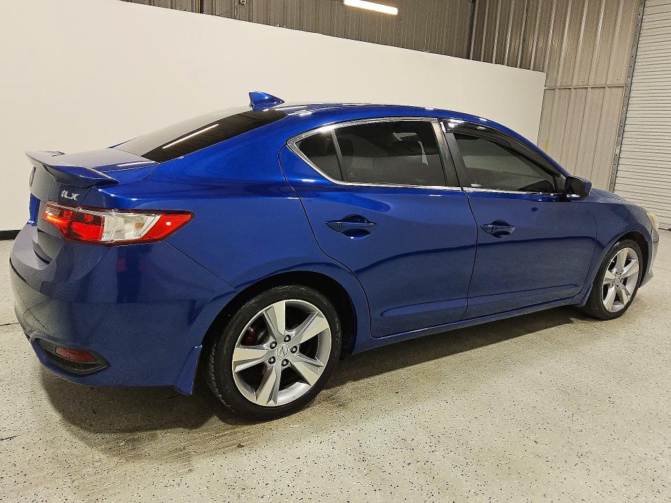 Photo 3 from auction – 2016 ACURA ILX with VIN 19UDE2F79GA022197