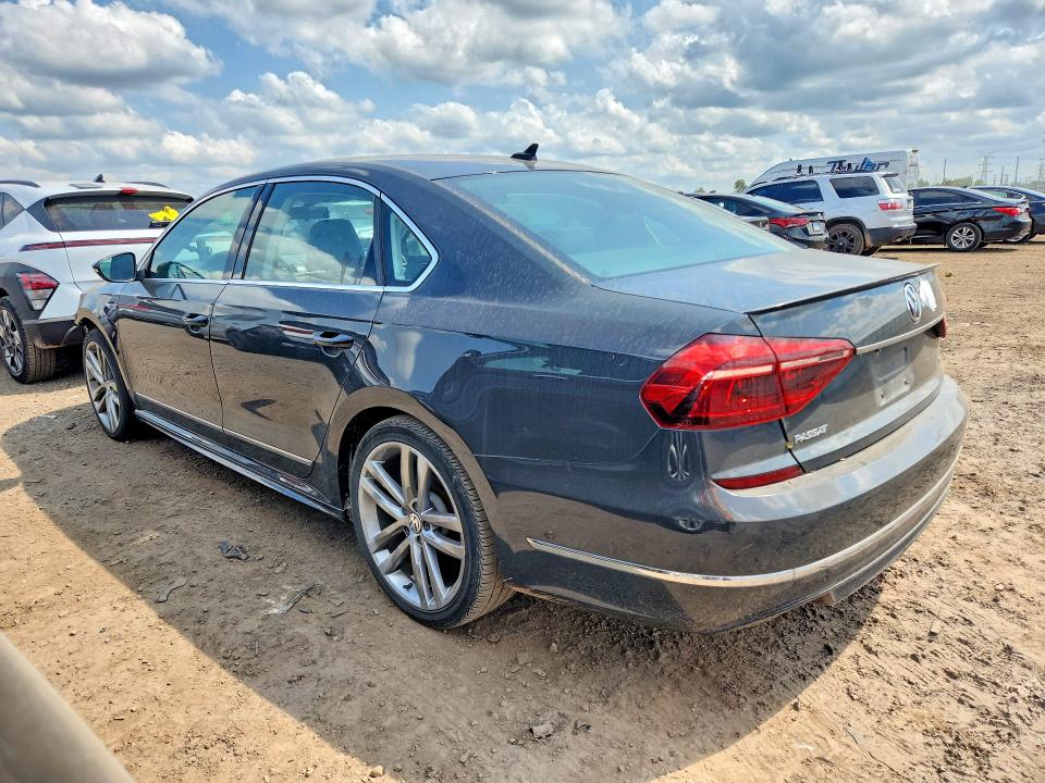 Photo 2 from auction – 2017 VOLKSWAGEN PASSAT with VIN 1VWDT7A35HC073236