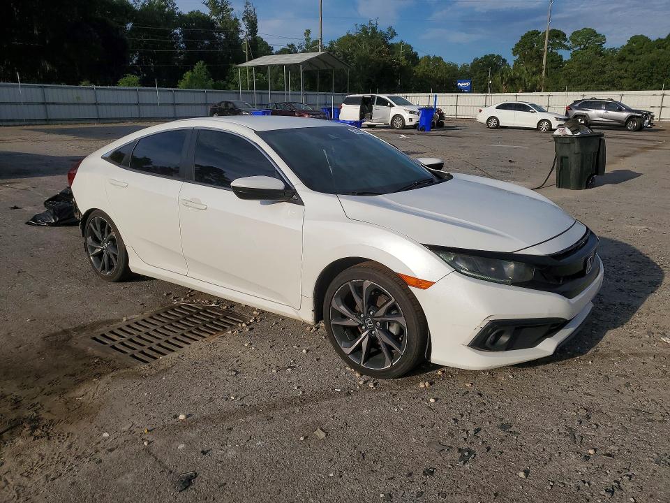 Photo 4 from auction – 2019 HONDA CIVIC with VIN 19XFC2F83KE037399