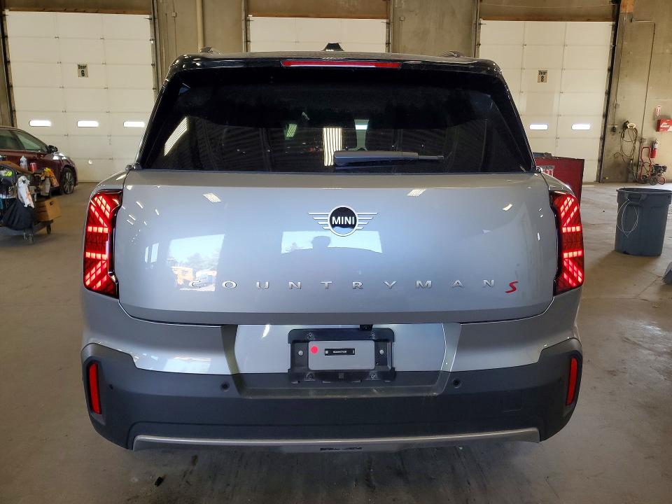 Photo 6 from auction – 2025 MINI COUNTRYMAN with VIN WMZ23GA09S7T53290